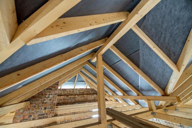 Comment planifier efficacement la r&eacute;novation de votre charpente &agrave; Urville